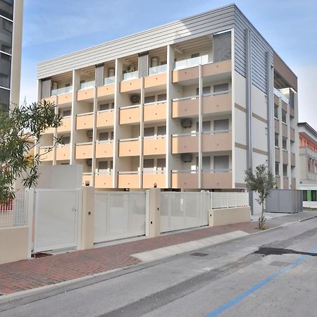 Condominio Nautilus 비비오네 외부 사진