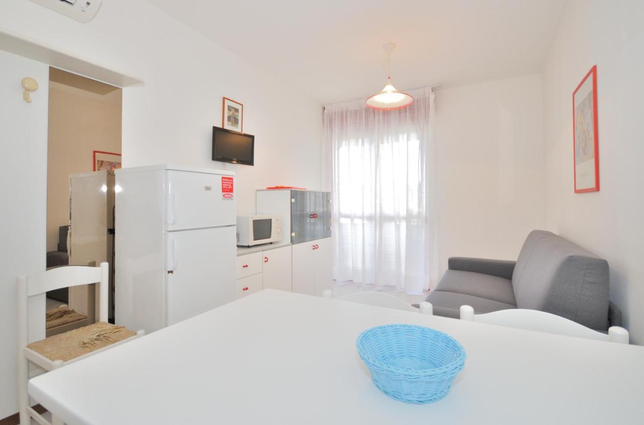 Condominio Nautilus 비비오네 외부 사진